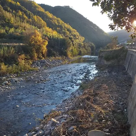 Castle In Center Of Beautiful 아파트 *